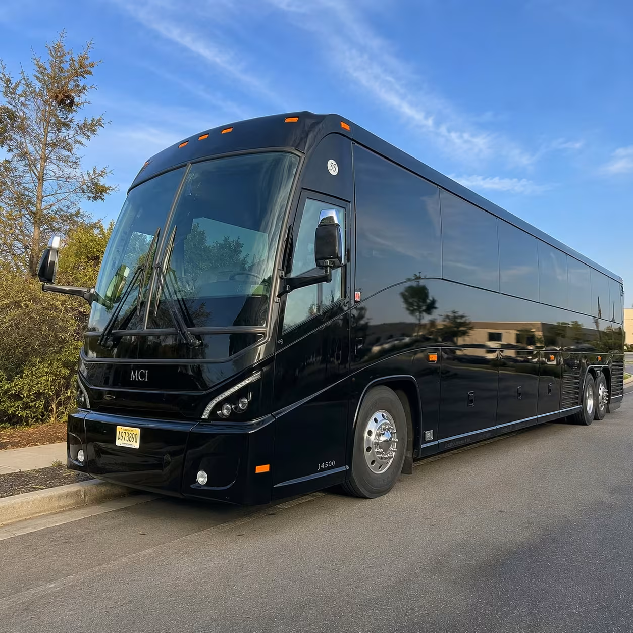 vancouver charter bus rentals to portland international airport