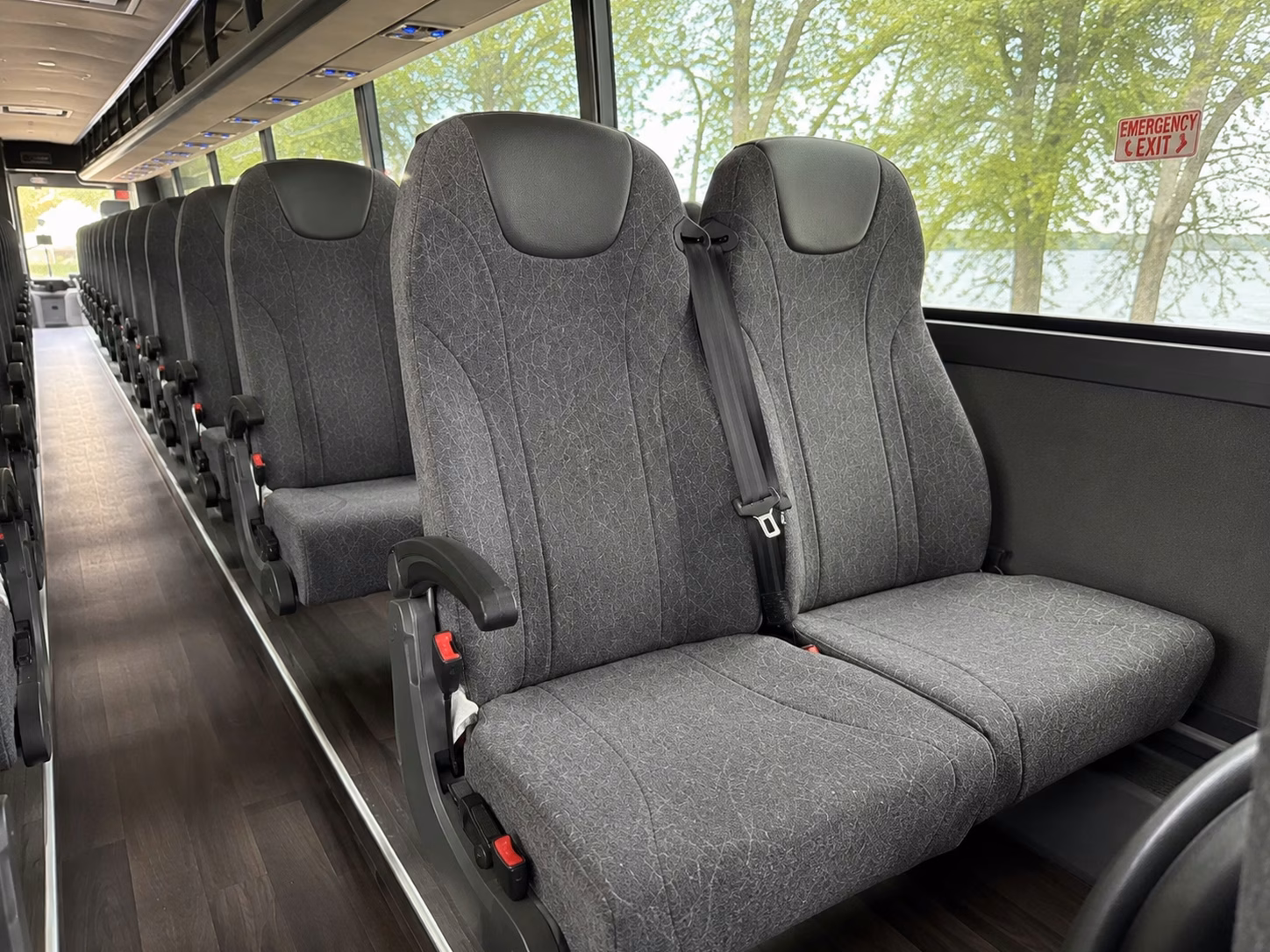 vancouver charter bus rentals to portland seattle and beyond