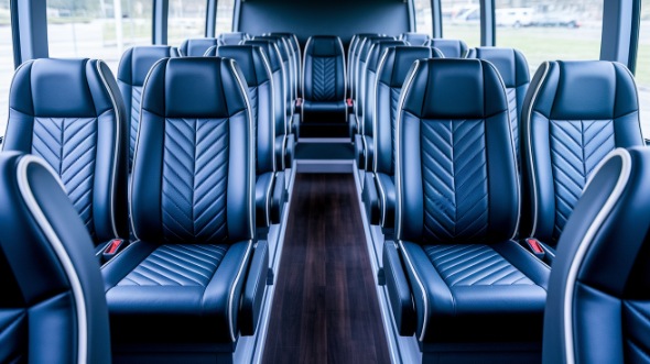 vancouver 18 passenger minibus rental